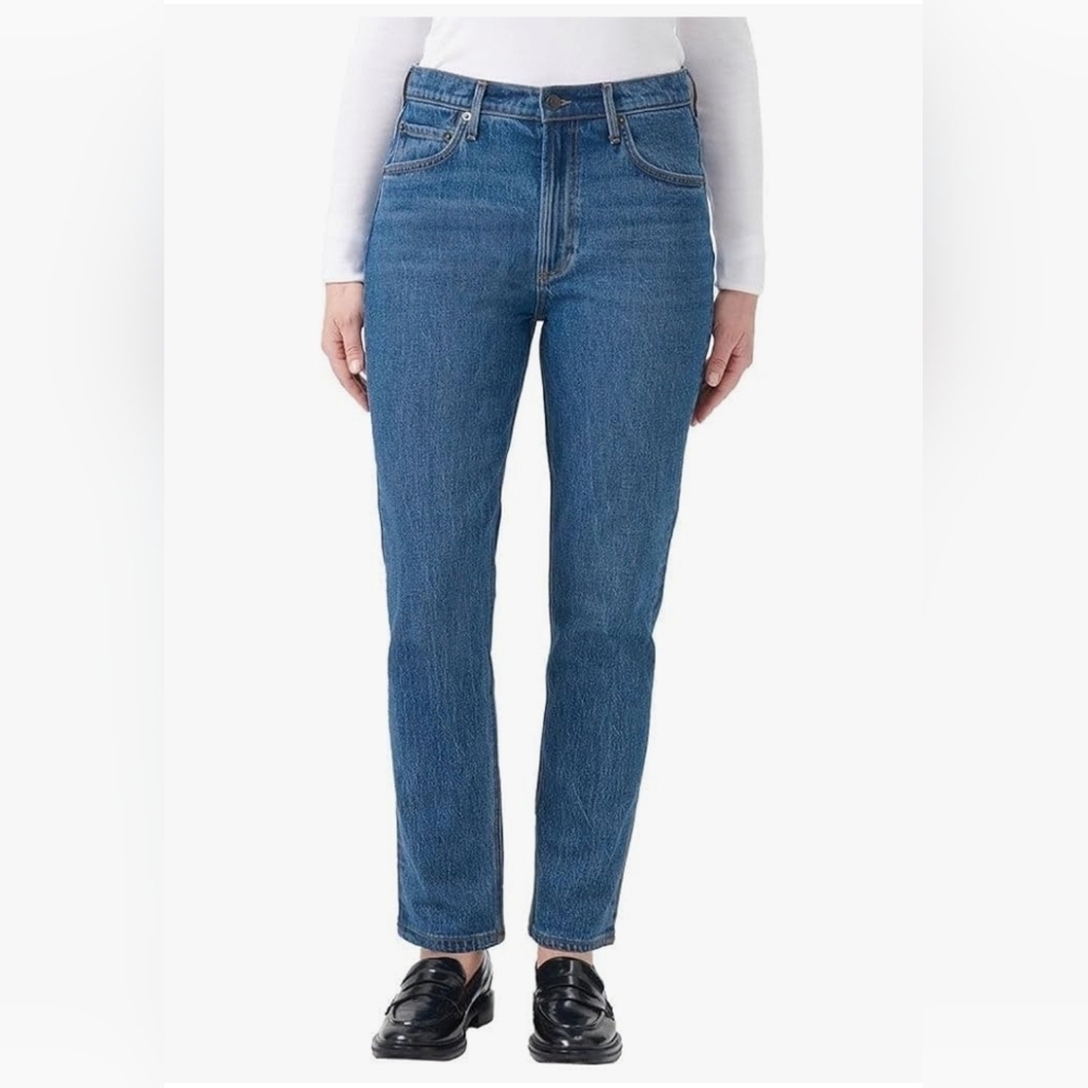 NWT Kirkland High-Rise Straight Fit Women’s Jeans Size 10
